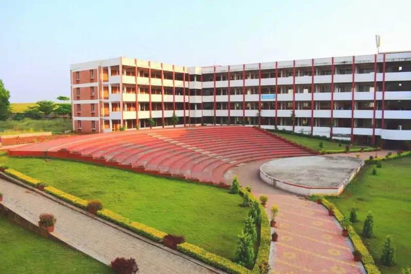 Angadi College of Commerce & Science